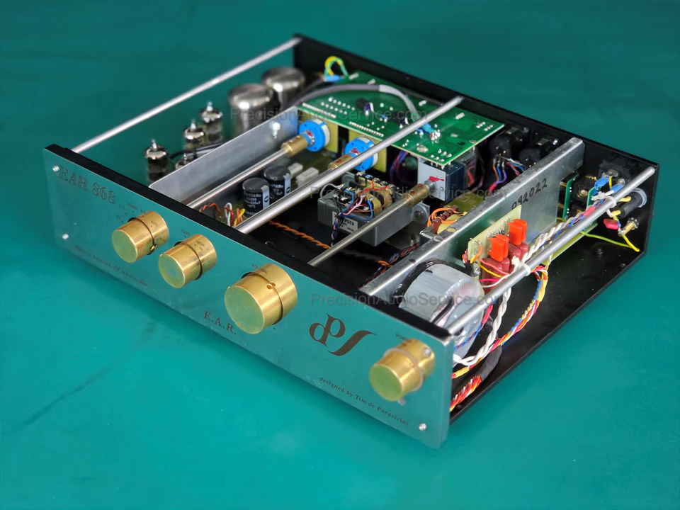 บริการซ่อมเครื่องเสียง Hi-End ตรวจเช็คและซ่อมบำรุงปรีแอมป์หลอดขยายสัญญาณเครื่องเล่นแผ่นเสียง phono-stage